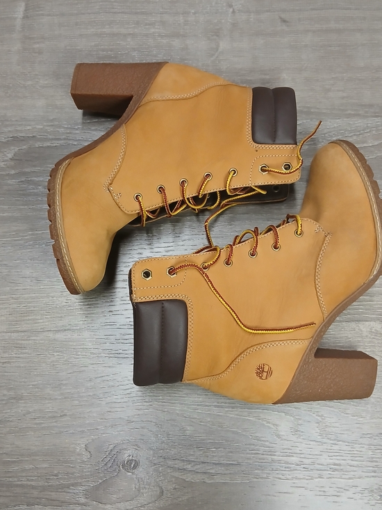 Timberland Shoes - Timberland Wheat and Dark Brown Lace-Up Block Heel Ankle Boots